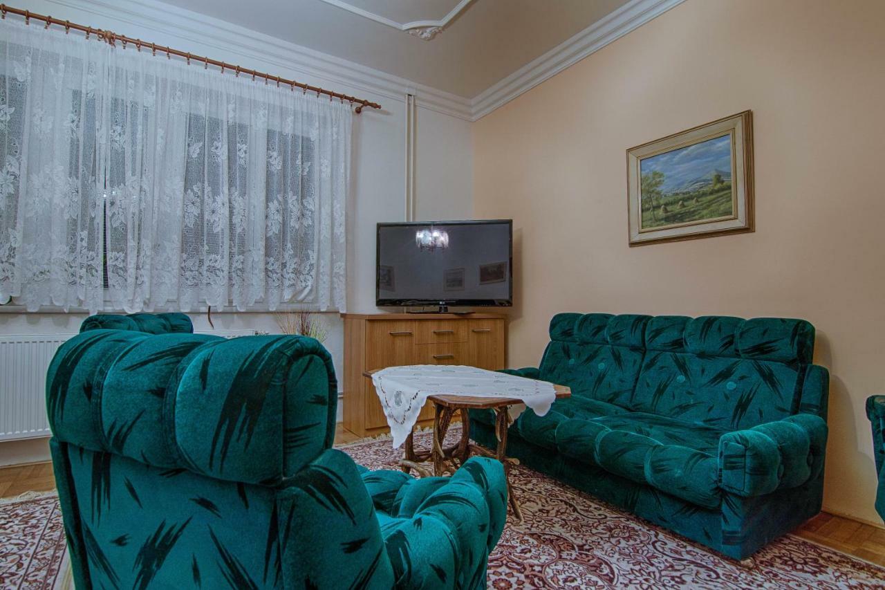 Pod Svatym Kopeckem Apartment Mikulov Exterior photo