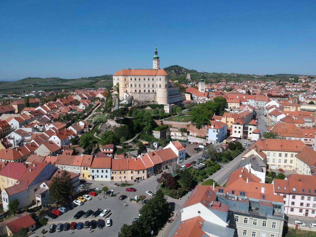 Pod Svatym Kopeckem Apartment Mikulov Exterior photo